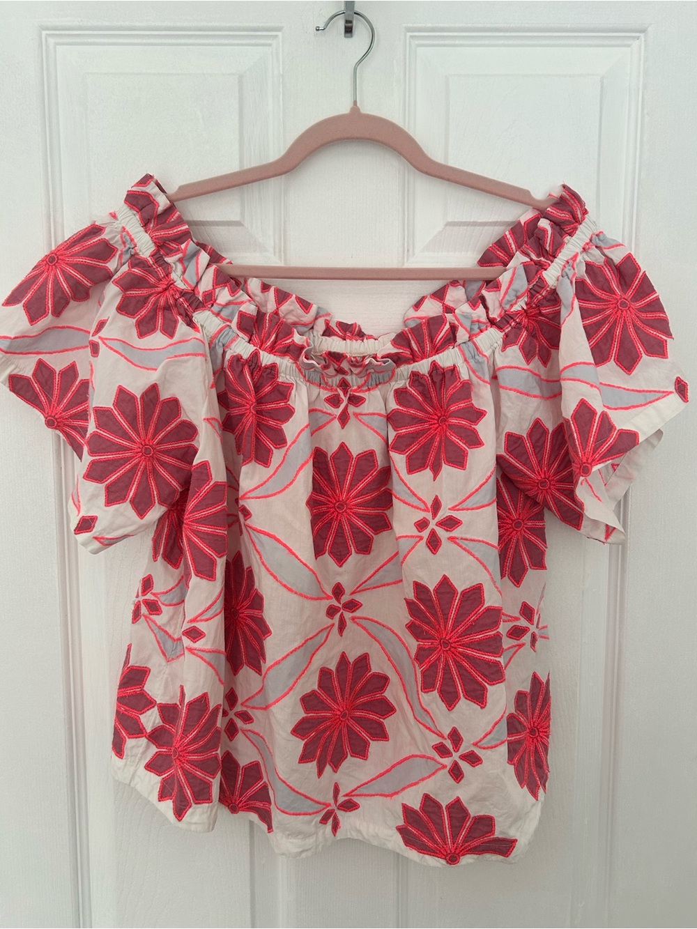 Maeve Anthropologie Pink Floral Embroidered Boho Off Shoulder Blouse
